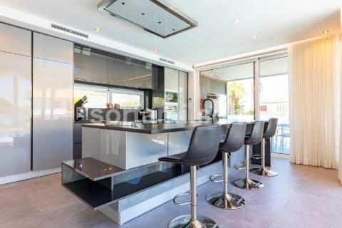 Moradia Isolada T3+2 Venda em Guia,Albufeira