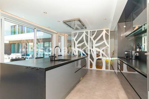 Moradia Isolada T3+2 Venda em Guia,Albufeira