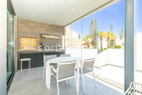 Moradia Isolada T3+2 Venda em Guia,Albufeira