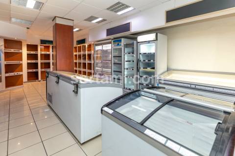 Loja  Venda em Albufeira e Olhos de Água,Albufeira