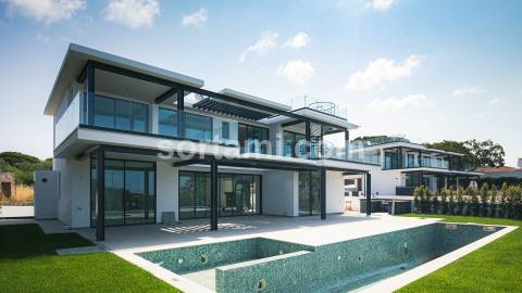 Moradia Isolada T4 Venda em Albufeira e Olhos de Água,Albufeira