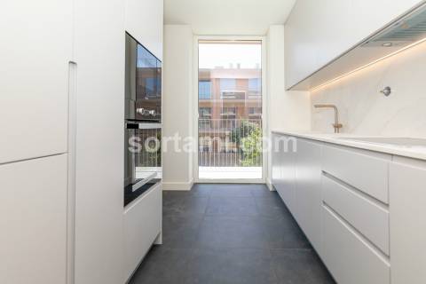 Apartamento T3 Venda em Quarteira,Loulé