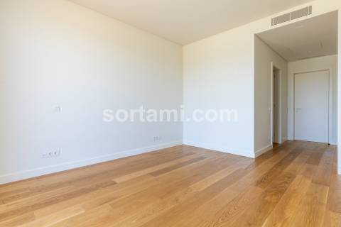 Apartamento T3 Venda em Quarteira,Loulé