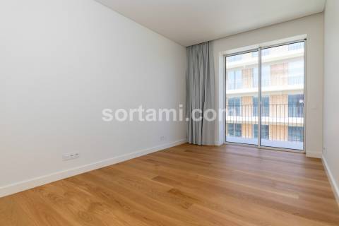 Apartamento T3 Venda em Quarteira,Loulé
