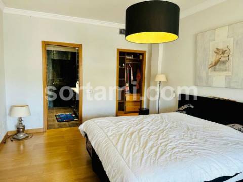 Moradia Isolada T3+1 Venda em Albufeira e Olhos de Água,Albufeira