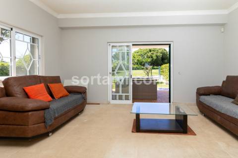 Moradia Geminada T2+1 Venda em Quarteira,Loulé