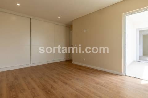 Moradia Isolada T3 Venda em Alcantarilha e Pêra,Silves