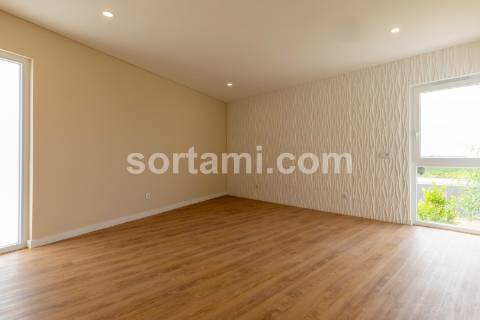 Moradia Isolada T3 Venda em Alcantarilha e Pêra,Silves