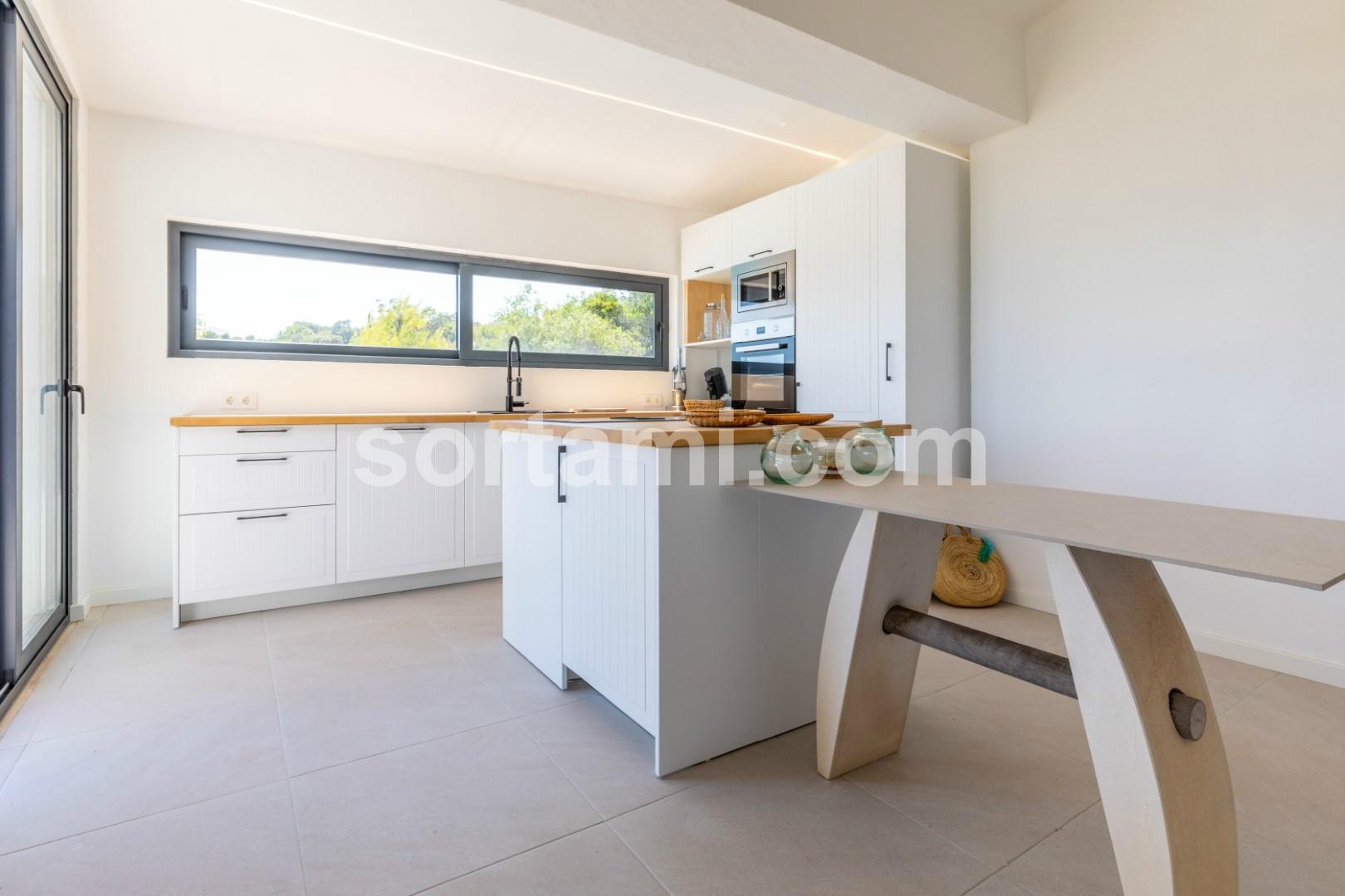 Moradia Isolada T4 Venda em Santa Bárbara de Nexe,Faro