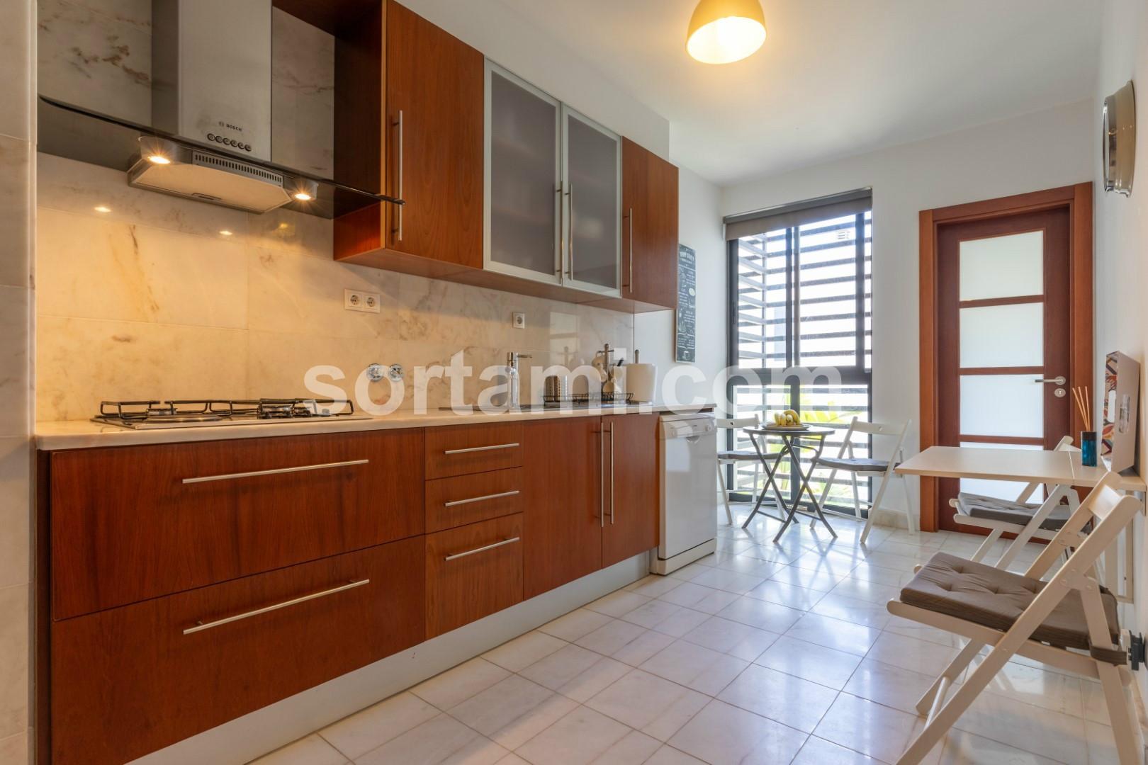Apartamento T2 Venda em Quarteira,Loulé
