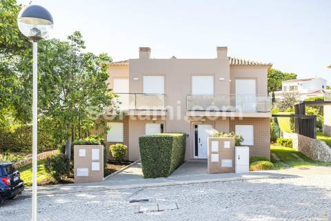 Moradia Geminada T1+2 Venda em Lagoa e Carvoeiro,Lagoa (Algarve)