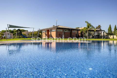 Moradia Geminada T1+2 Venda em Lagoa e Carvoeiro,Lagoa (Algarve)