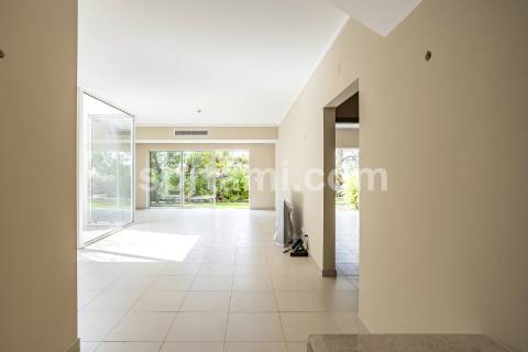 Moradia Geminada T2 Venda em Lagoa e Carvoeiro,Lagoa (Algarve)