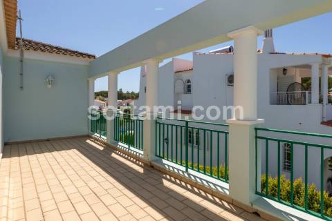 Moradia Isolada T5 Venda em Quarteira,Loulé