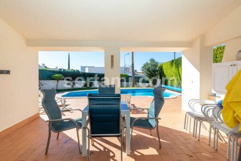 Moradia Isolada T3+1 Venda em Albufeira e Olhos de Água,Albufeira