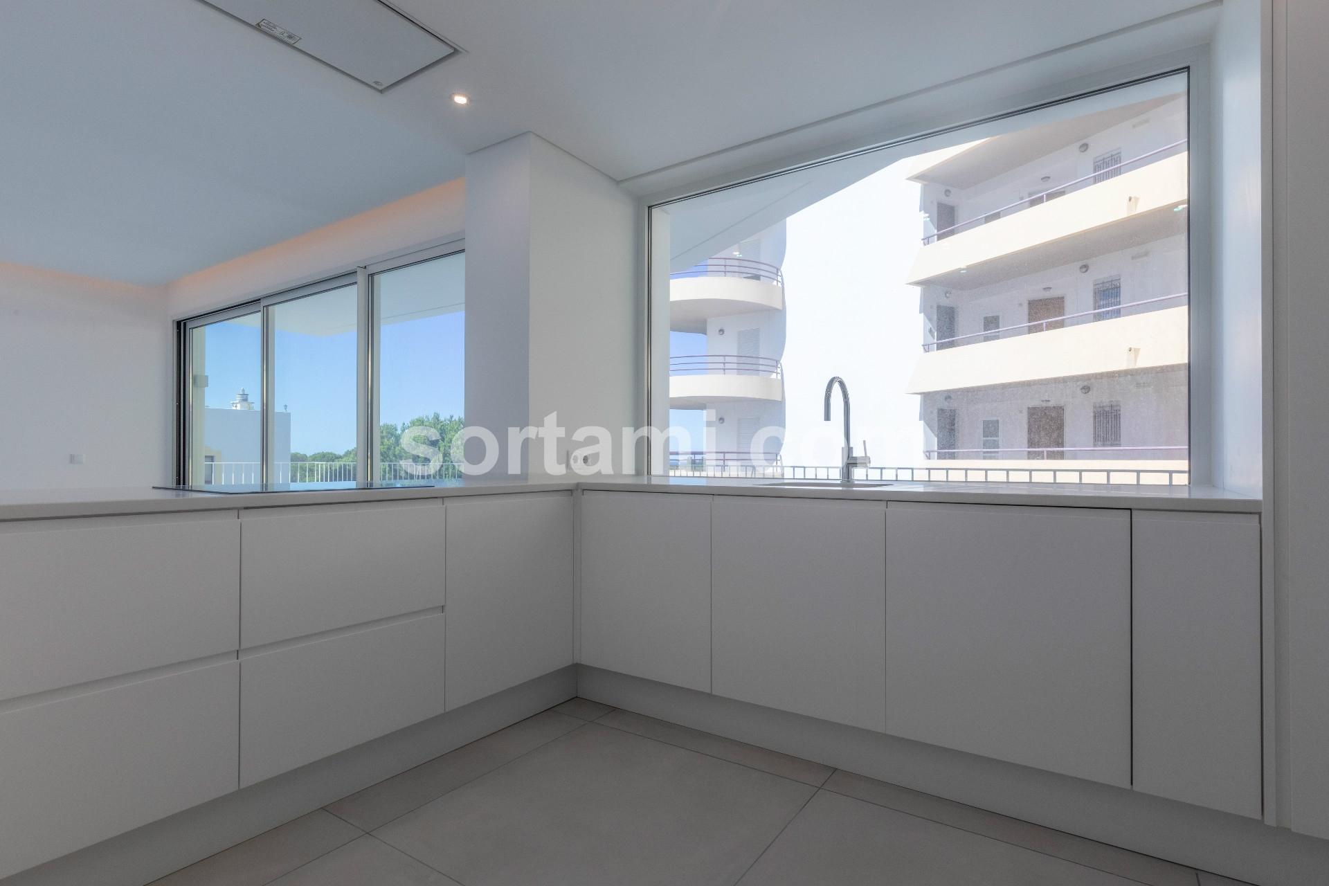 Apartamento T3 Venda em Quarteira,Loulé