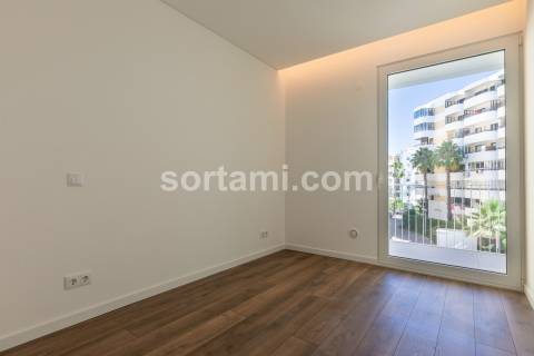 Apartamento T3 Venda em Quarteira,Loulé
