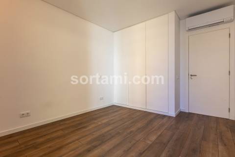 Apartamento T3 Venda em Quarteira,Loulé