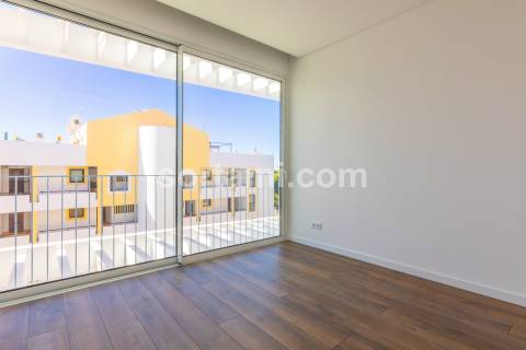 Apartamento T3 Venda em Quarteira,Loulé