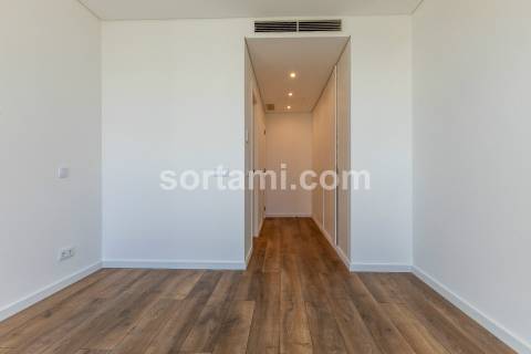 Apartamento T3 Venda em Quarteira,Loulé