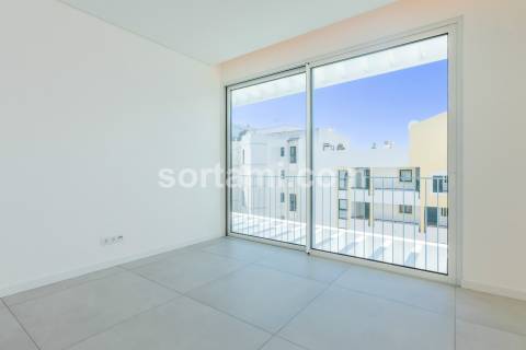Apartamento T3 Venda em Quarteira,Loulé