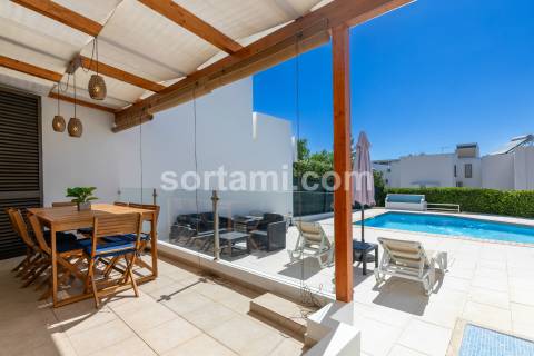 Moradia em Banda T3+1 Venda em Quarteira,Loulé