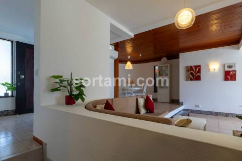 Moradia em Banda T3+1 Venda em Quarteira,Loulé