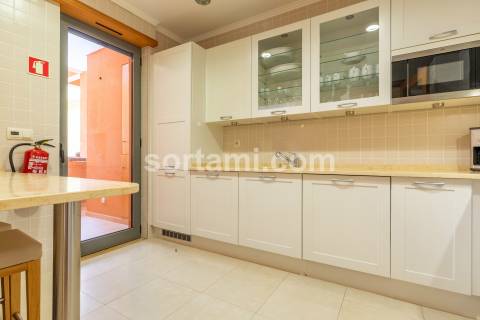 Apartamento T3 Venda em Quarteira,Loulé