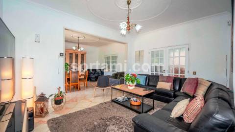 Moradia Isolada T5 Venda em Quarteira,Loulé