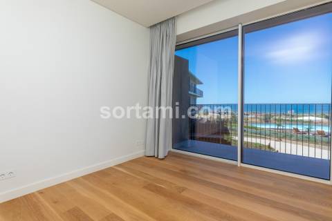 Apartamento T3 Venda em Quarteira,Loulé