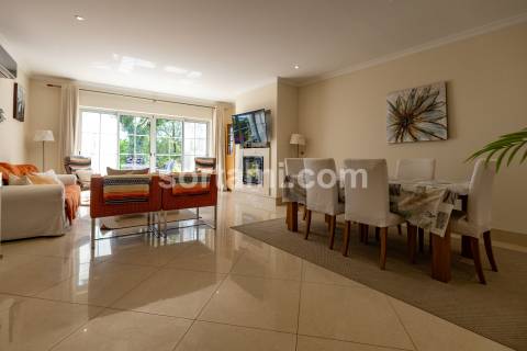 Moradia em Banda T3+1 Venda em Quarteira,Loulé