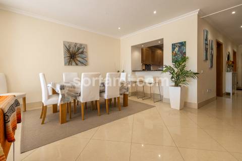 Moradia em Banda T3+1 Venda em Quarteira,Loulé