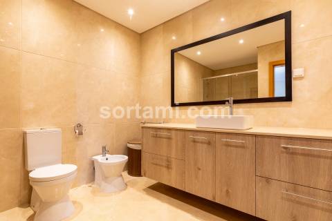 Apartamento T3 Venda em Quarteira,Loulé