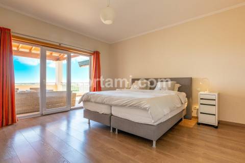 Apartamento T3 Venda em Quarteira,Loulé