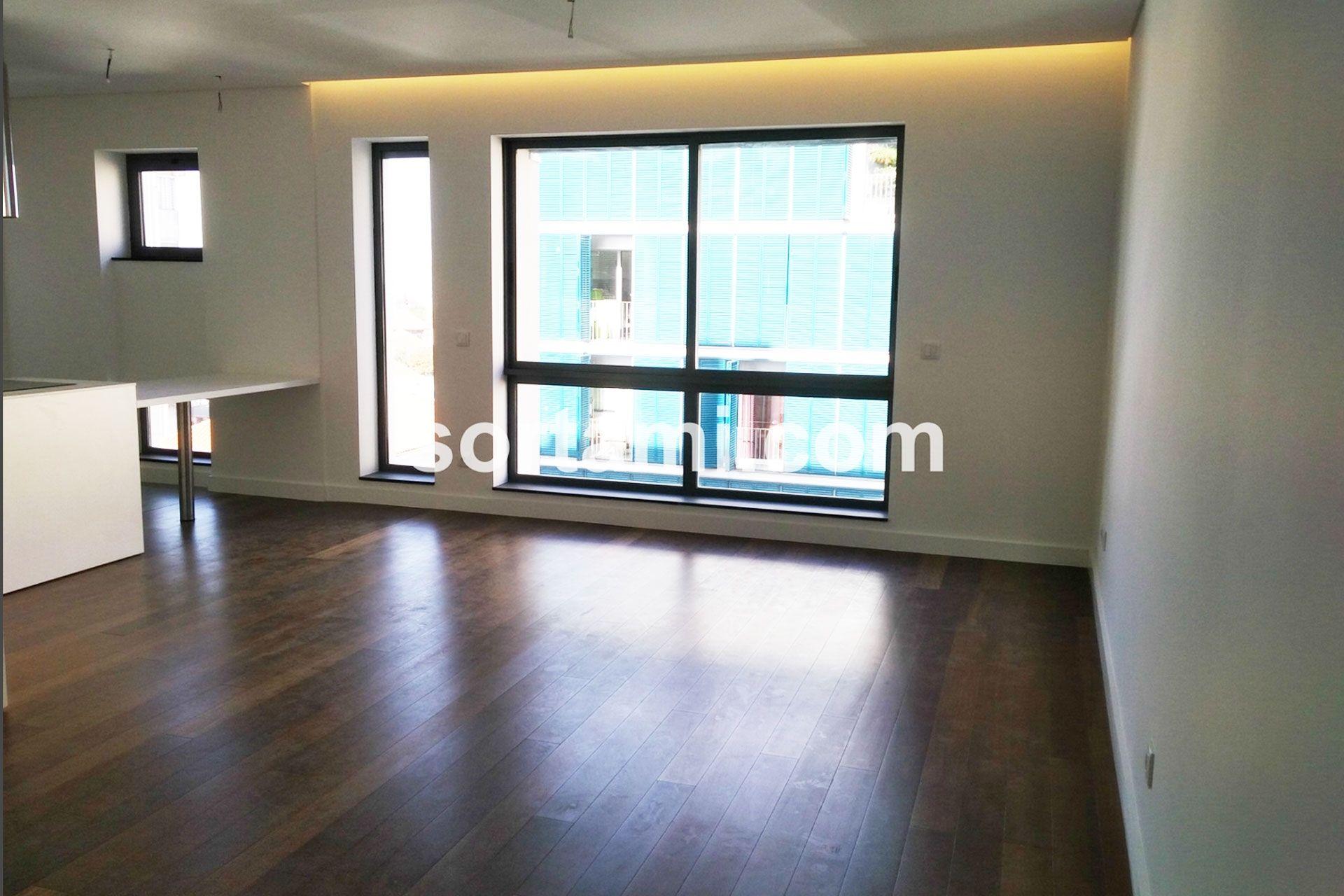 Apartamento T4 Venda em Cedofeita, Santo Ildefonso, Sé, Miragaia, São Nicolau e Vitória,Porto