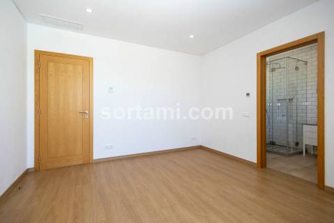 Moradia Isolada T3+1 Venda em Almancil,Loulé