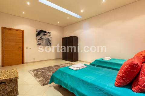 Moradia em Banda T2+1 Venda em Quarteira,Loulé