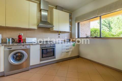 Moradia em Banda T2+1 Venda em Quarteira,Loulé