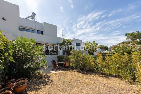 Moradia em Banda T3 Venda em Quarteira,Loulé