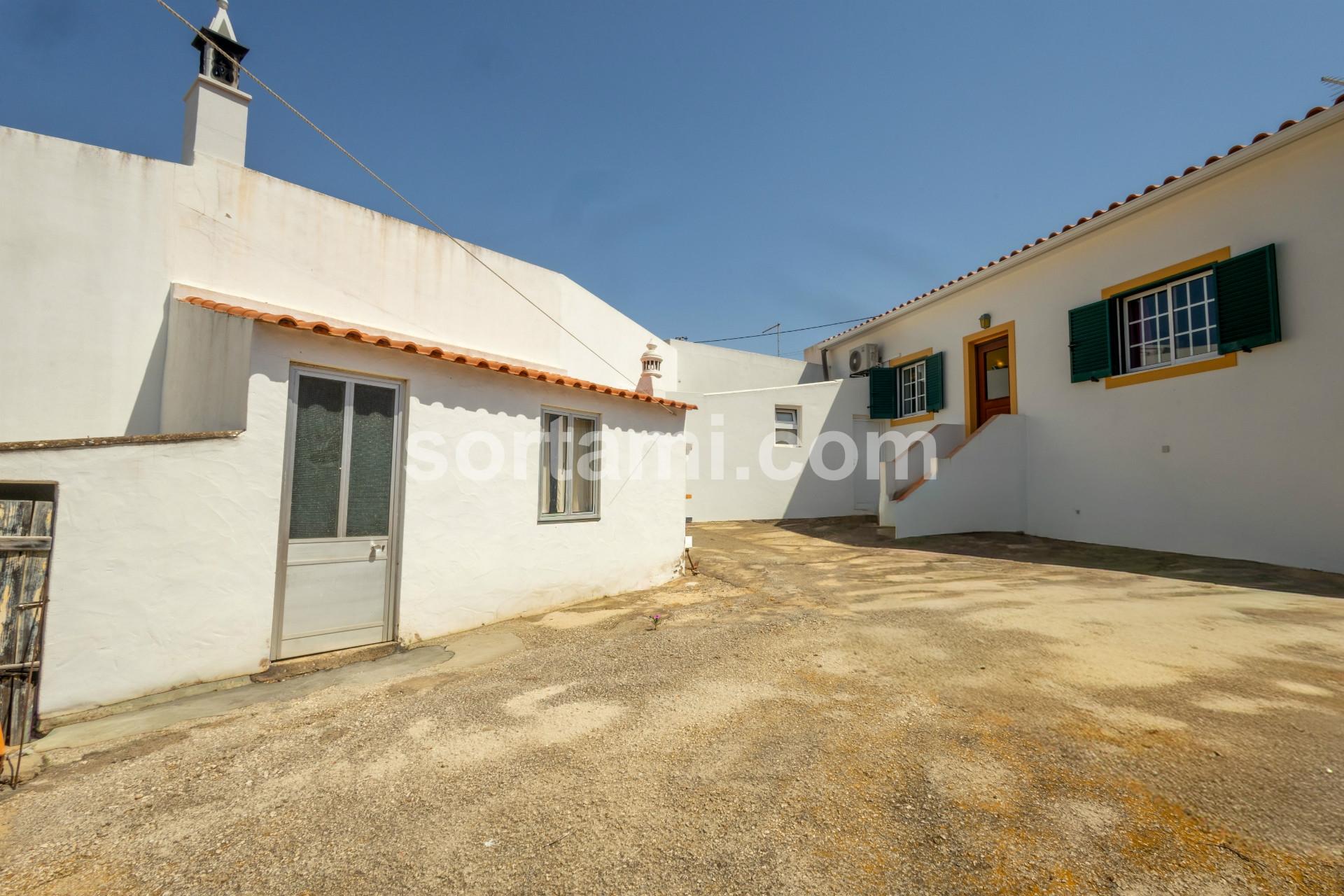 Moradia Isolada T2 Venda em Albufeira e Olhos de Água,Albufeira