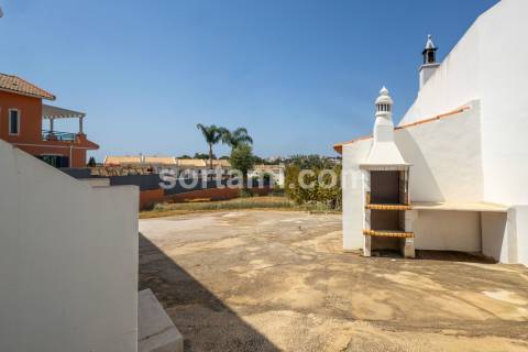 Moradia Isolada T2 Venda em Albufeira e Olhos de Água,Albufeira