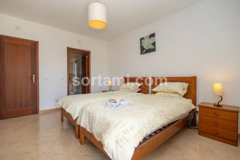 Moradia Isolada T3+2 Venda em Albufeira e Olhos de Água,Albufeira