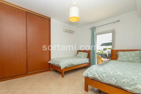 Moradia Isolada T3+2 Venda em Albufeira e Olhos de Água,Albufeira