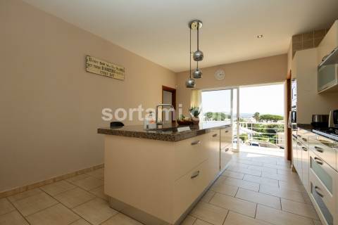 Moradia Isolada T3+2 Venda em Albufeira e Olhos de Água,Albufeira