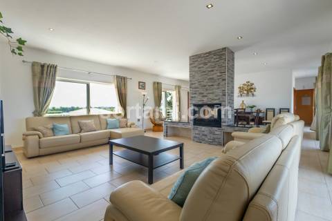 Moradia Isolada T3+2 Venda em Albufeira e Olhos de Água,Albufeira