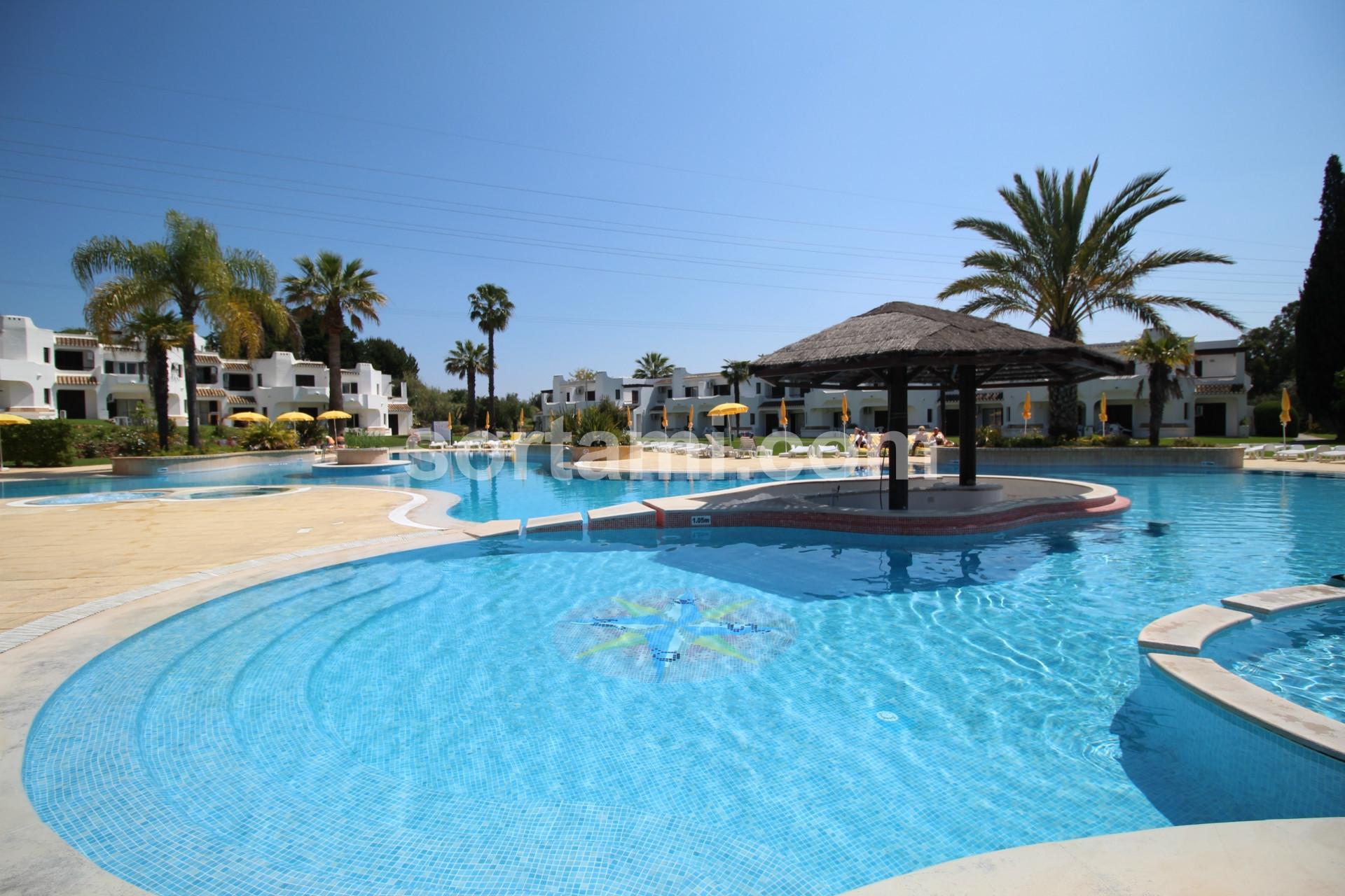 Apartamento T1 Cedencia de Quotas em Albufeira e Olhos de Água,Albufeira