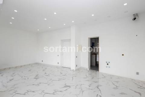 Loja  Venda em Quarteira,Loulé