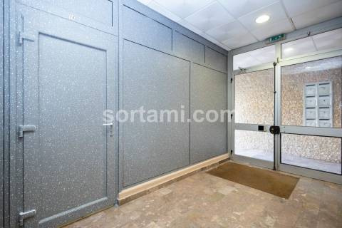 Loja  Venda em Quarteira,Loulé