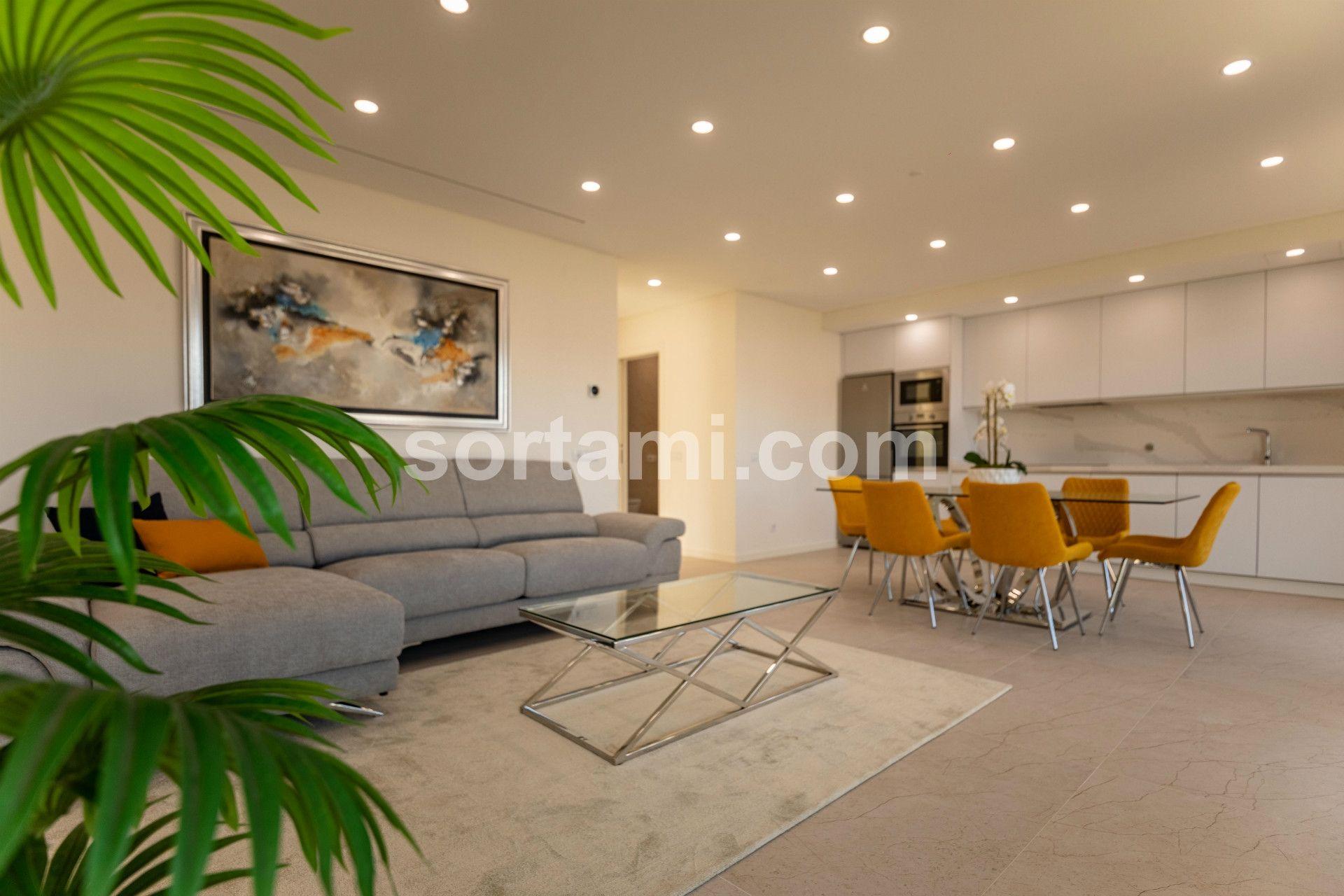 Apartamento T2 Venda em Quarteira,Loulé