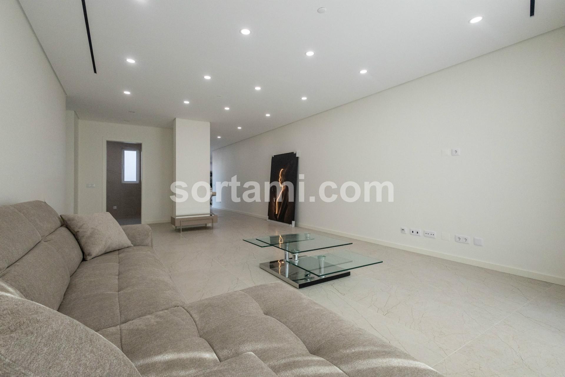 Apartamento T2 Venda em Quarteira,Loulé